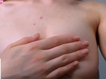 girl
        kattikiss cam image #16082