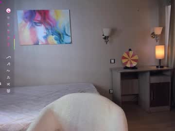 girl
        aureliaabdula cam image #21422