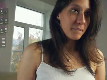 couple Naughty Night Cams - Unleash Your Wild Side! with erikabutzlaff