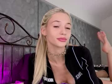 girl Naughty Night Cams - Unleash Your Wild Side! with keremhm