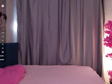 girl Naughty Night Cams - Unleash Your Wild Side! with milli_maus_