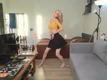 girl Naughty Night Cams - Unleash Your Wild Side! with loisepadovano