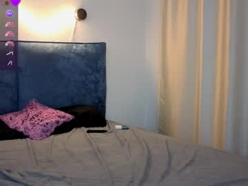 couple Naughty Night Cams - Unleash Your Wild Side! with eshleeeygreen