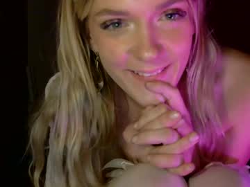 girl Naughty Night Cams - Unleash Your Wild Side! with elffiee__erotica