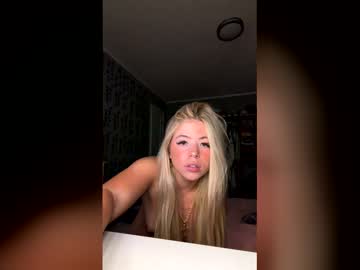 girl Naughty Night Cams - Unleash Your Wild Side! with ellie_scott_