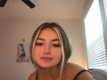 girl Naughty Night Cams - Unleash Your Wild Side! with chloehartxo
