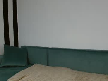 couple Naughty Night Cams - Unleash Your Wild Side! with aida_ryan