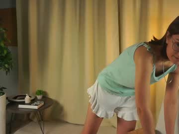 girl
        a_moranna cam image #5139