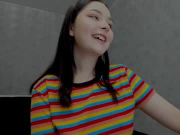 girl
        kikirasparkle cam image #11234