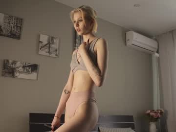 girl Naughty Night Cams - Unleash Your Wild Side! with sylvanas_wildcummer