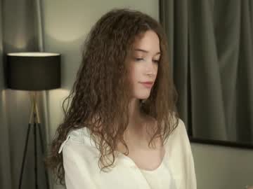 girl Naughty Night Cams - Unleash Your Wild Side! with cwendenmark