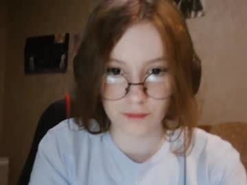 girl Naughty Night Cams - Unleash Your Wild Side! with silky_glow_star_patpat