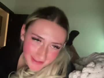 girl Naughty Night Cams - Unleash Your Wild Side! with alyssa_skyee