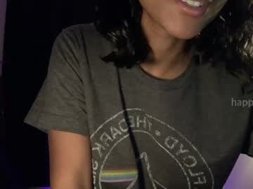 girl
        happysoft cam image #6358
