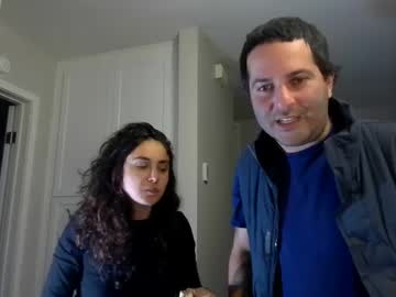 couple
        docdre69 cam image #12565