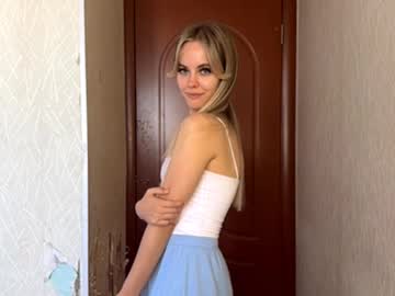 girl Naughty Night Cams - Unleash Your Wild Side! with chayashortle