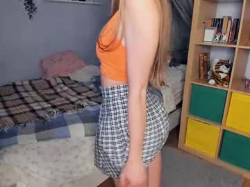 girl
        alicechao cam image #7054