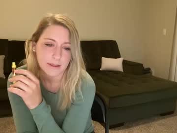 girl
        katscasa cam image #22337