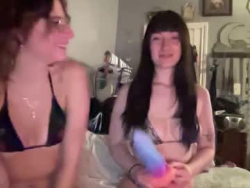 girl Naughty Night Cams - Unleash Your Wild Side! with lilliana_444