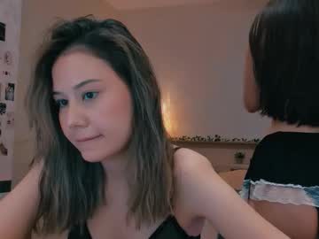 couple
        duaoppa cam image #20261