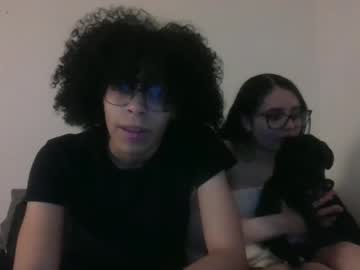couple
        zaempire cam image #9014