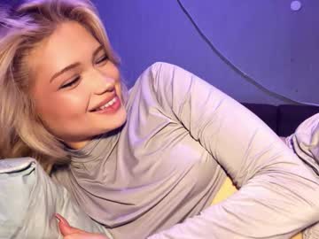 girl Naughty Night Cams - Unleash Your Wild Side! with suzannabarmes