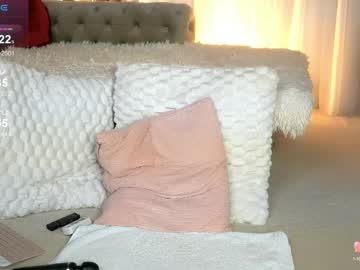 girl Naughty Night Cams - Unleash Your Wild Side! with chloevelvetx