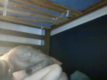 couple
        lovecoupleqc cam image #13522