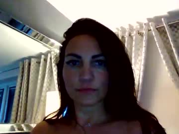 couple Naughty Night Cams - Unleash Your Wild Side! with kainelson1983