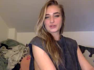 couple Naughty Night Cams - Unleash Your Wild Side! with herulesshemoans