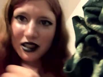girl
        carmenrose1234 cam image #18322