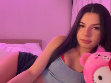 girl
        korinaxox cam image #12506