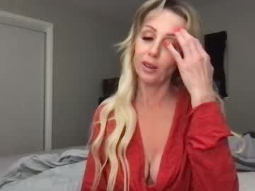 girl Naughty Night Cams - Unleash Your Wild Side! with lilyskyco