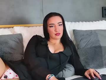girl Naughty Night Cams - Unleash Your Wild Side! with lorawarnner