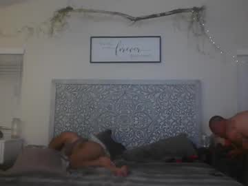 couple Naughty Night Cams - Unleash Your Wild Side! with wantmymantofukme