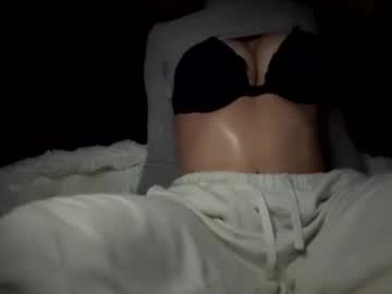 girl
        curvyyaddict69 cam image #17787