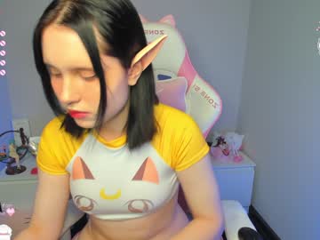 girl
        gylaxie cam image #1837