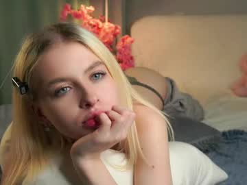 girl Naughty Night Cams - Unleash Your Wild Side! with lunnadew