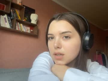 girl Naughty Night Cams - Unleash Your Wild Side! with frosted_bloom