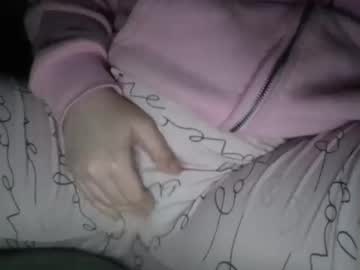 girl
        littlekitty4ddy cam image #21448